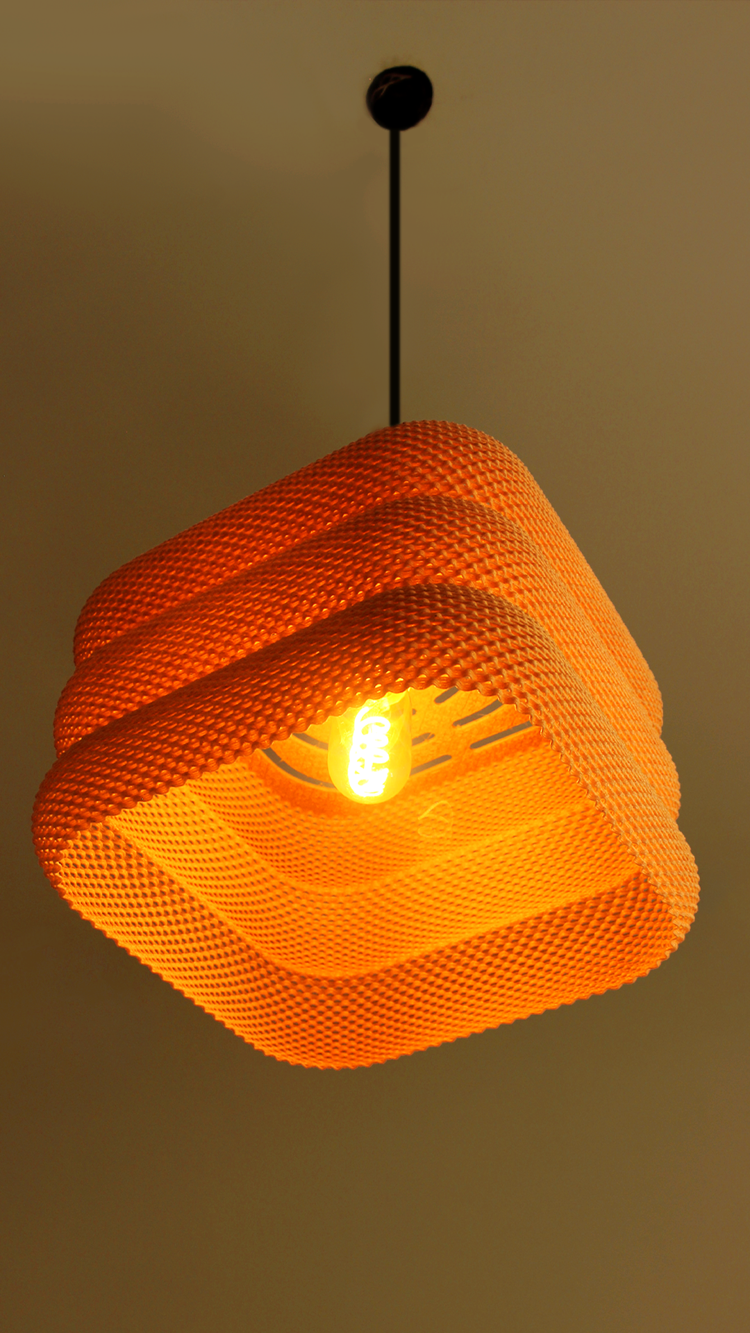 a light that is hanging from a ceiling